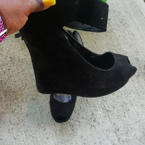 Black, Nine West, Peeptoe